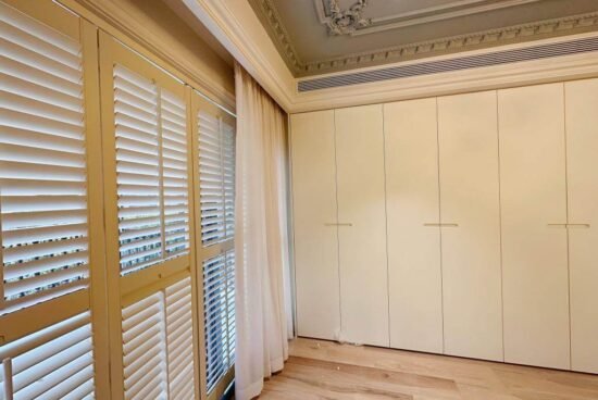 A Beginner S Guide To Pair Plantation Shutters With Curtains