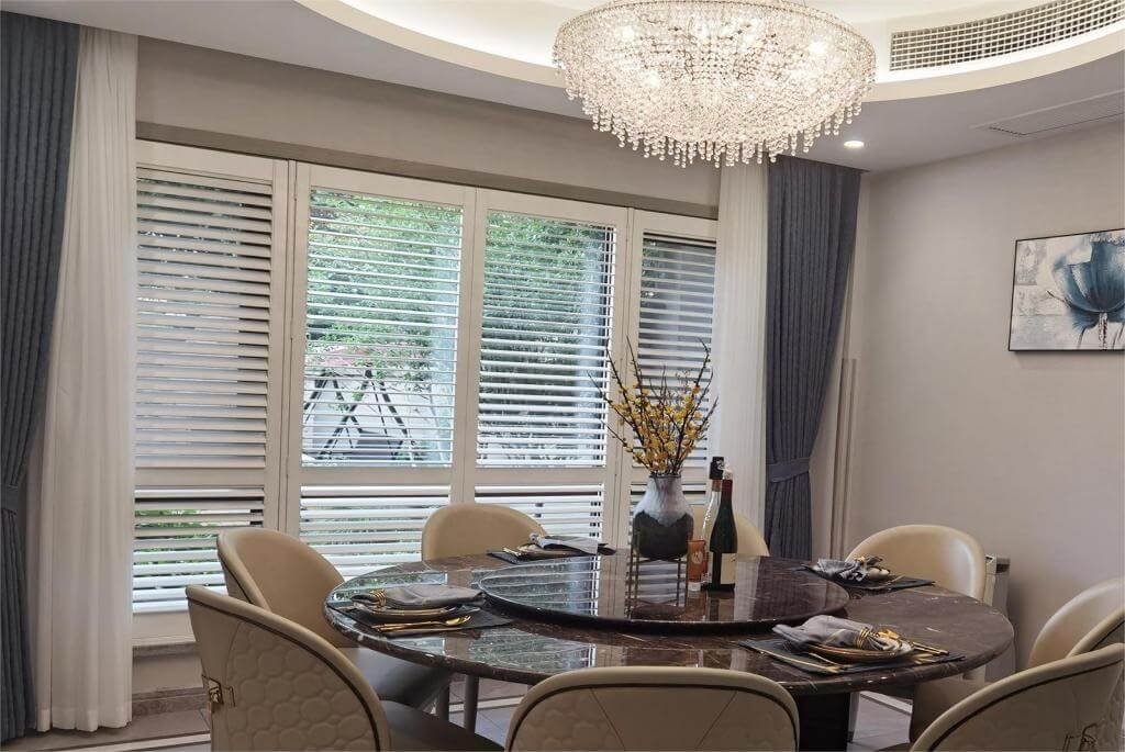 A Beginner's Guide to Pair Plantation Shutters with Curtains