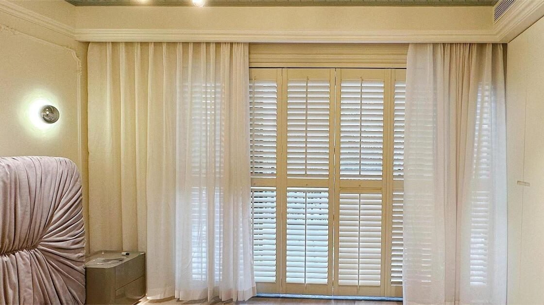 plantation shutter for sliding door