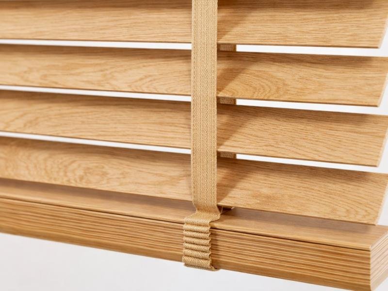25mm basswood venetian blind slats close-up showing natural wood grain texture