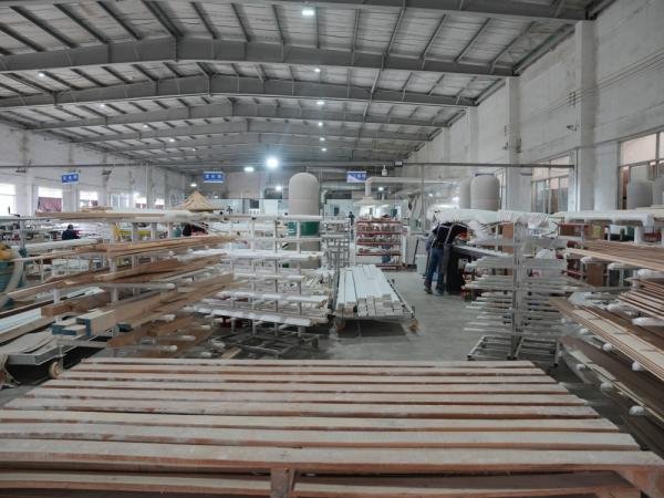 Bright Shutters solid wood basswood plantation shutters factory China