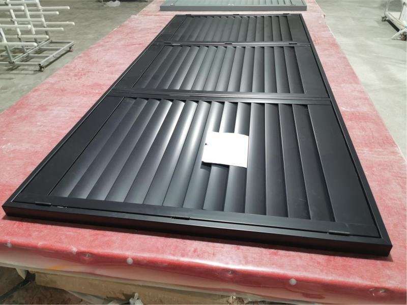 ALUMINIUM plantation shutters