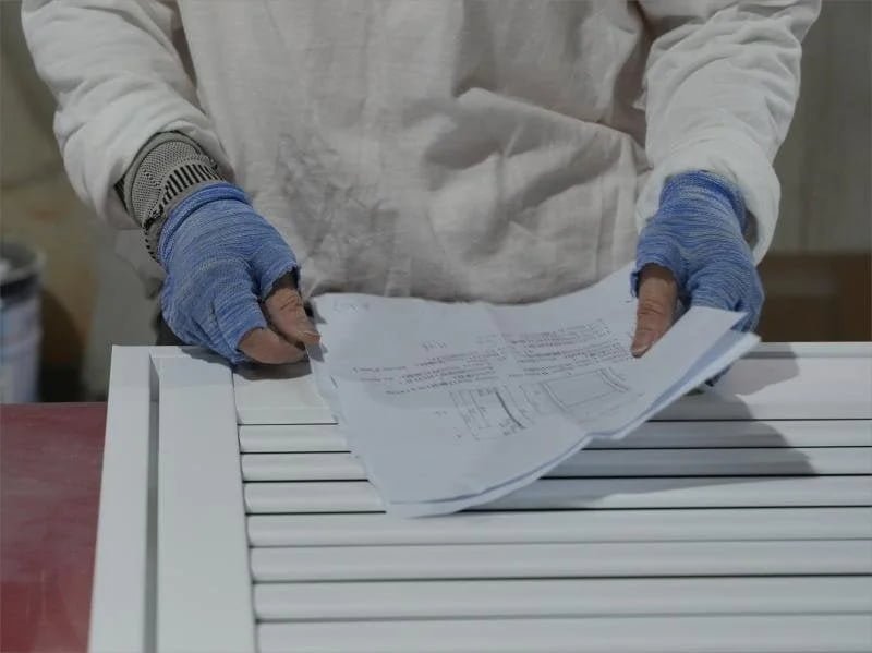 Export packaging and quality control inspection for wood plantation shutters