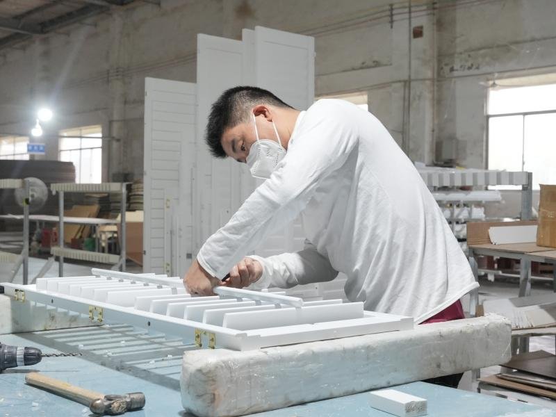 Mortise-and-tenon frame assembly with tilt rod mechanism installation